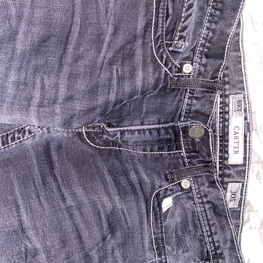 Buckle Jeans